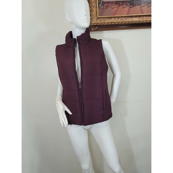 New York and company Jackets & Blazers - New York and Company Women's Burgundy Puffer Vest Size S  full zip NWT 34